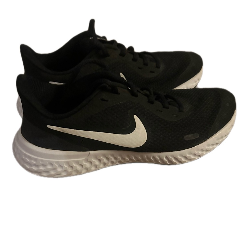 Nike Black and White Athletic Sneakers
